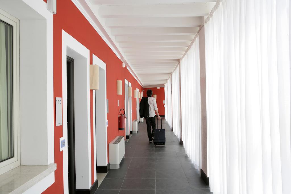 Hotel Fiera Di Brescia Exteriör bild